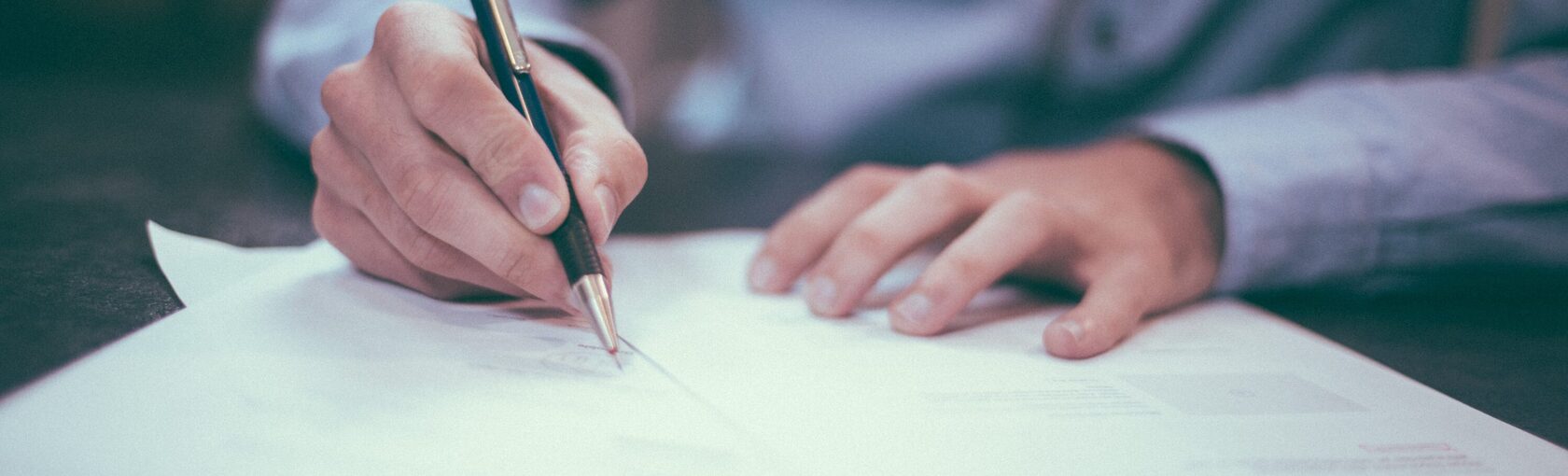 Door direct uw cijfers door ervaren fiscalisten vanuit een fiscale optiek op te laten stellen is het benutten van de fiscale mogelijkheden automatisch topprioriteit.